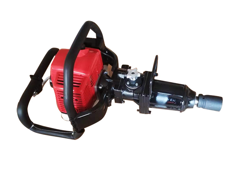 NLB-550型手提(tí)式内燃(ran)螺栓扳(ban)手 