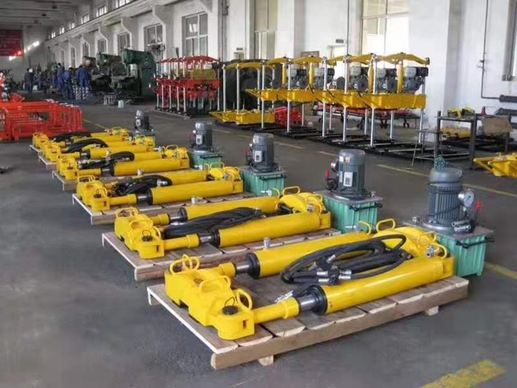 YLS-900型液壓拉伸機(jī)