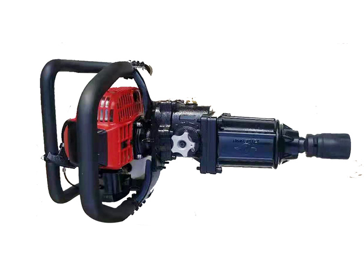 NLB-550型手(shou)提式内(nèi)燃螺栓(shuān)扳手