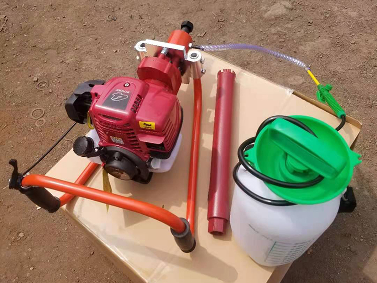 NLQ-45型内(nei)燃砼枕(zhěn)螺栓鑽(zuan)取機