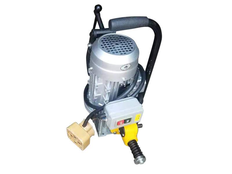 DZG-31型電動(dong)空心鋼軌鑽孔(kǒng)機 